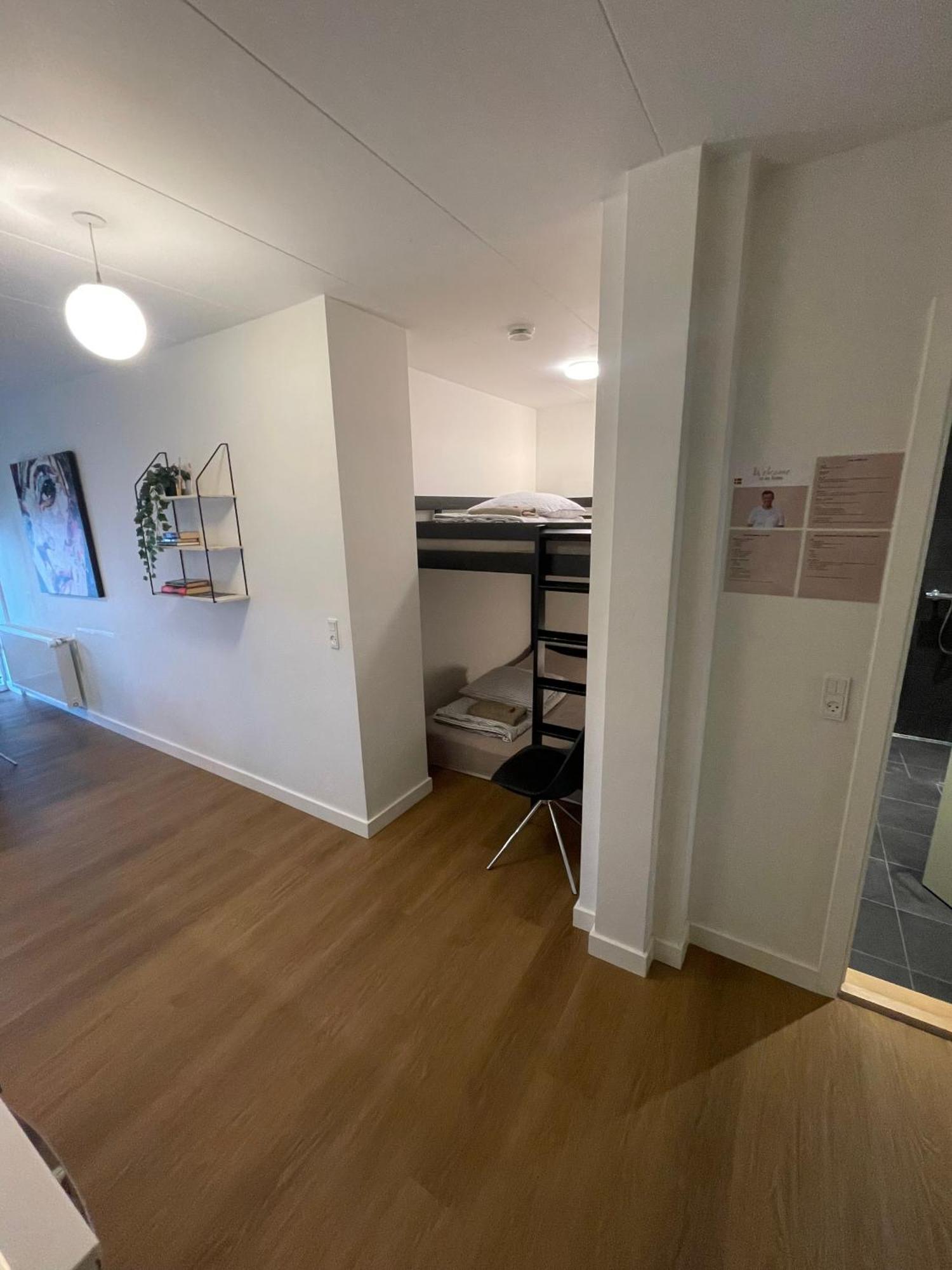 Modern Central Apt With Rooftop, Privat Balcony, & Free Parking,Next To Aarhus Attractions Exterior photo